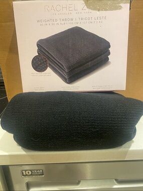 Rachel Zoe Black Fleece Sleep throw